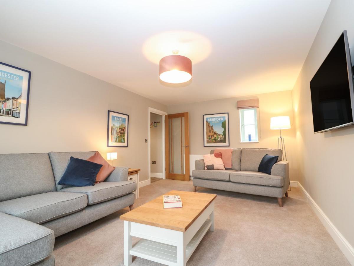 9 Windrush Heights Villa Burford Bagian luar foto