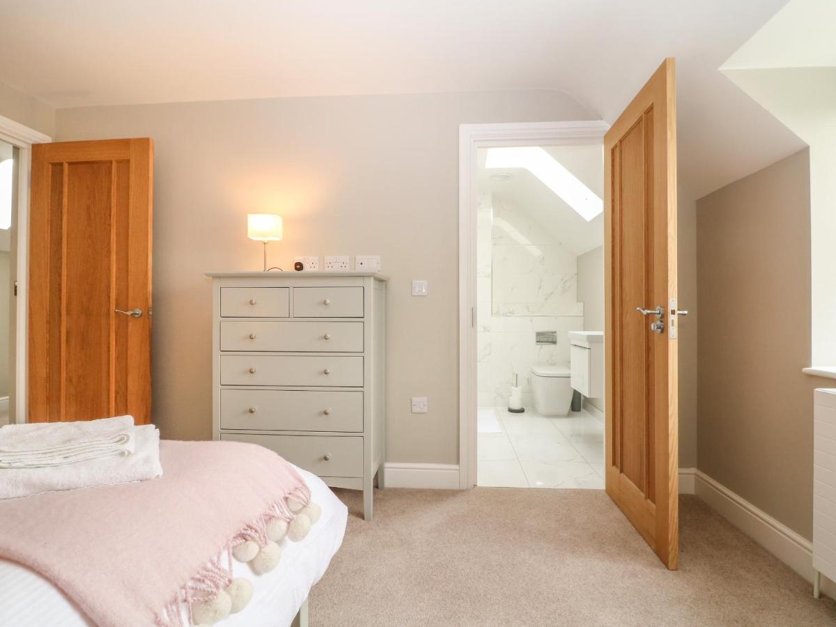 9 Windrush Heights Villa Burford Bagian luar foto